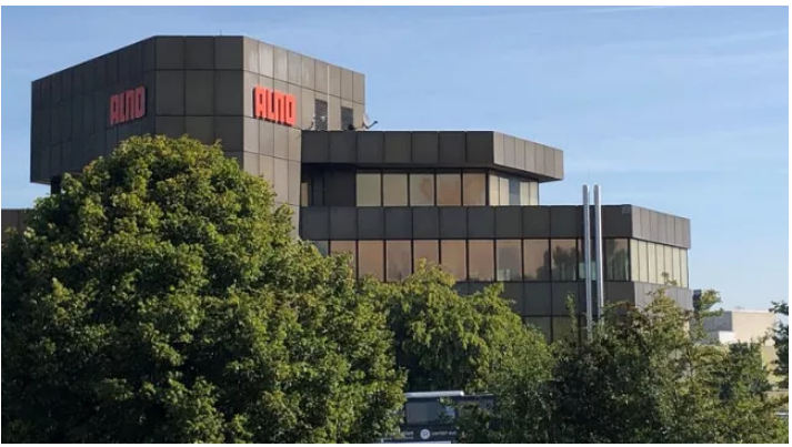 bathroom cabinet companies around the world